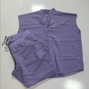 Figs women’s Lavender Dew scrubs XL/XXL
